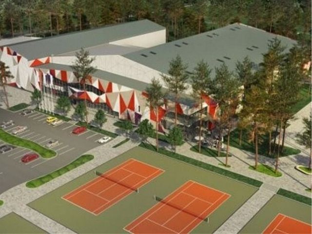 Теннисный центр “Lielupe” на проспекте пр. О.Калпака 16 в Юрмале