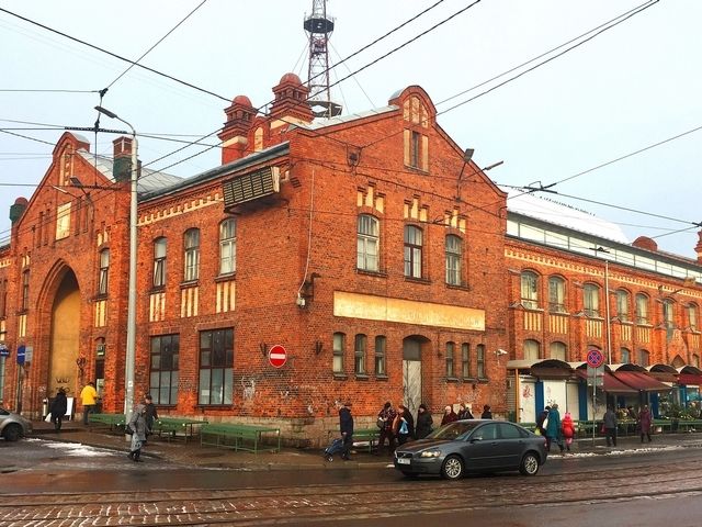 Āgenskalna tirgus ēka Nometņu ielā 64, Rīgā
